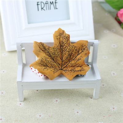 Simulation maple leaf