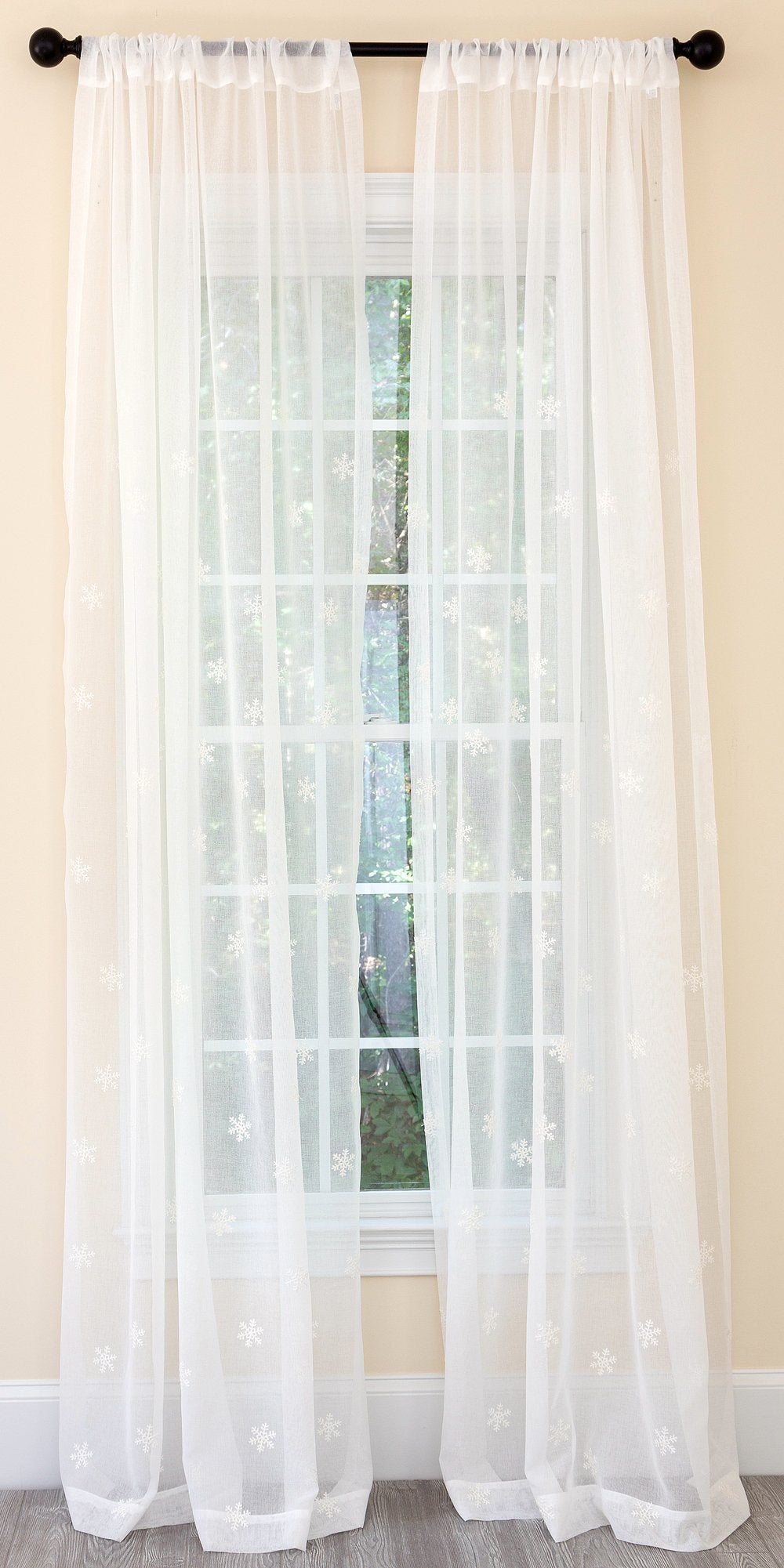 ML19032 Falling Snowflake Sheer Curtain