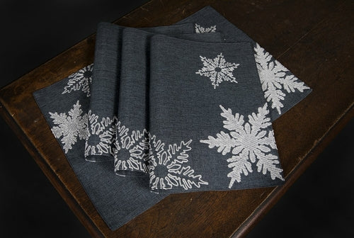 XD17141 Glisten Snowflake Placemats,14"x20", Set of 4