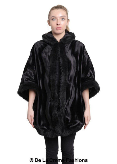 De La Creme - Women's Tribal Print Fur Lined Hooded Cape